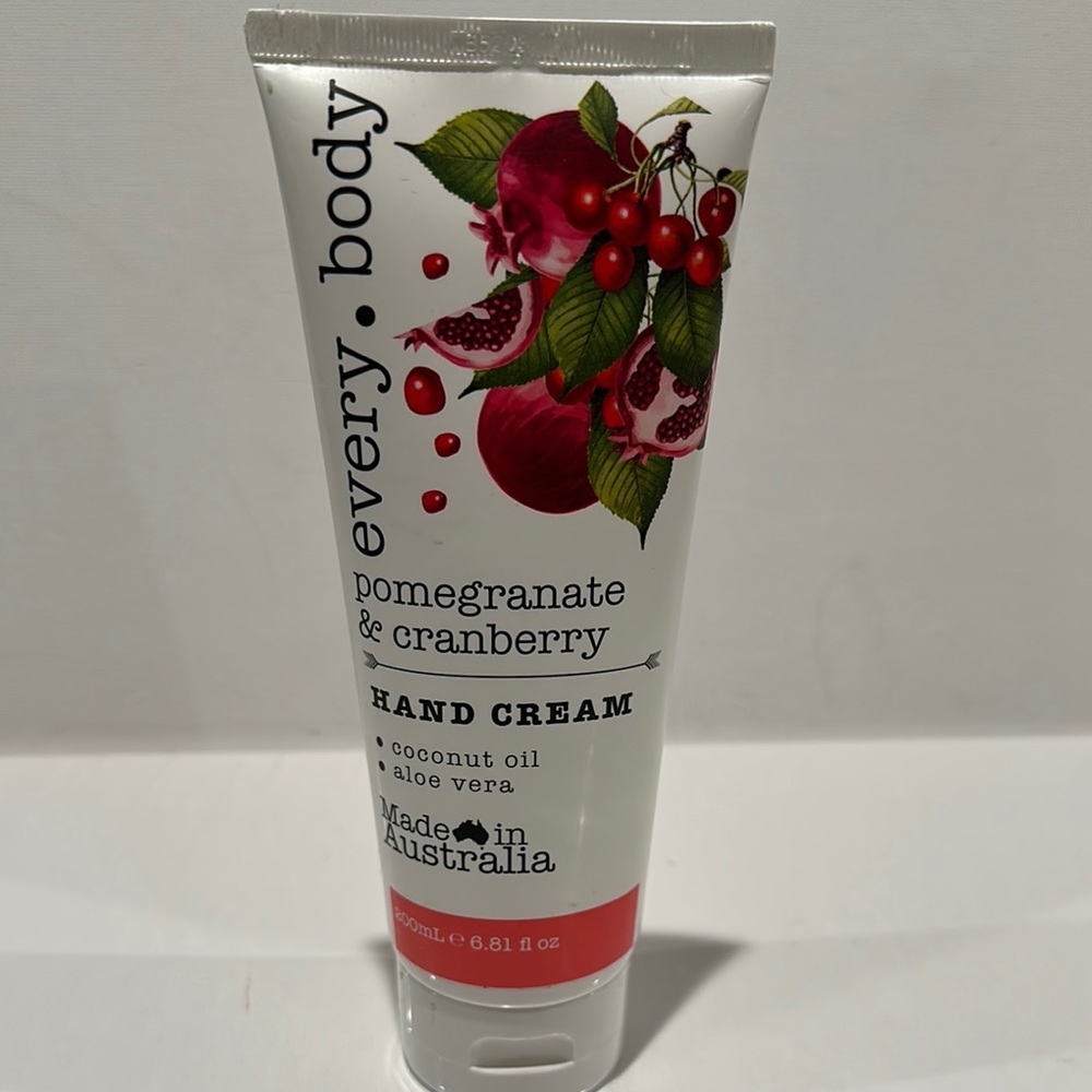 EVERY BODY Pomergranate & Cranberry Hand Cream with Coconut Oil and Aloe Vera.